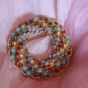 VINTAGE STUNNING MULTI STONE BROOCH